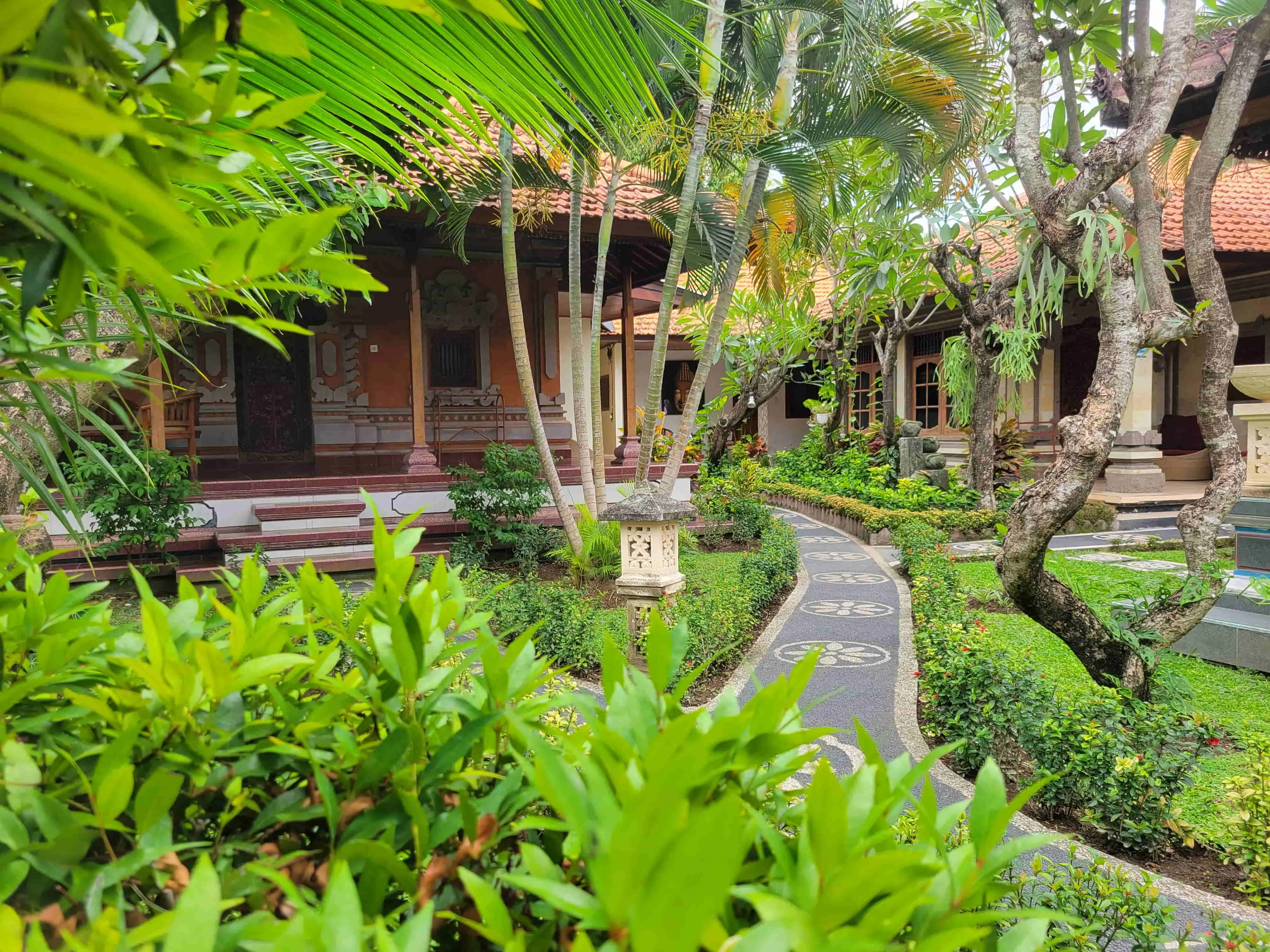 Kusnadi Hotel Garden