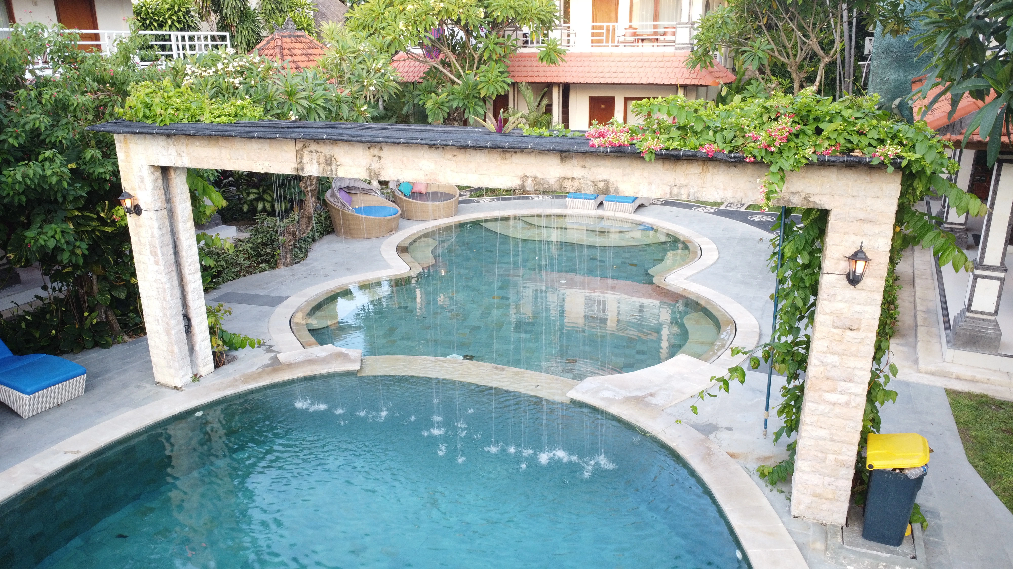 Kusnadi Hotel Pool