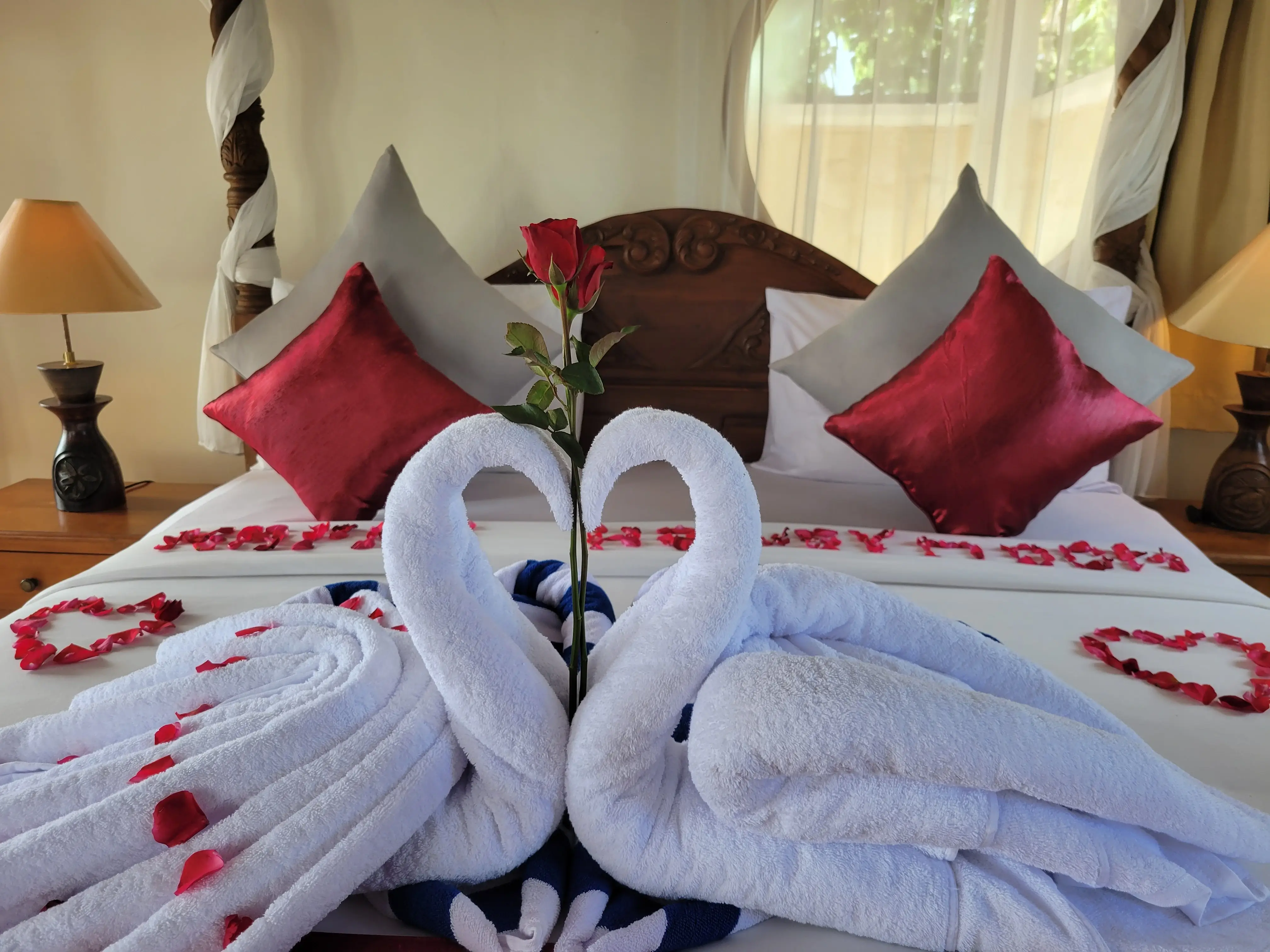 Kusnadi Hotel Honeymoon Package - Junior Suite